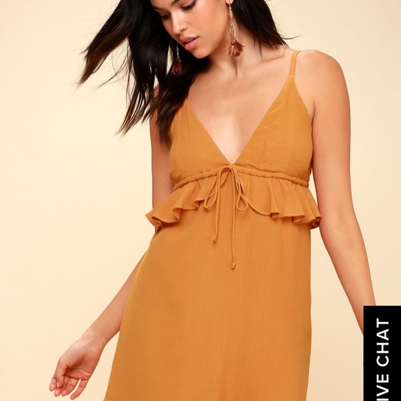 🧡Golden Yellow Ruffled Shift Dress - Picture 3 of 7